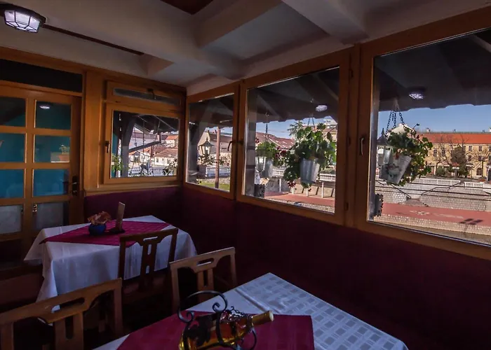 アパート Lux Jefimija